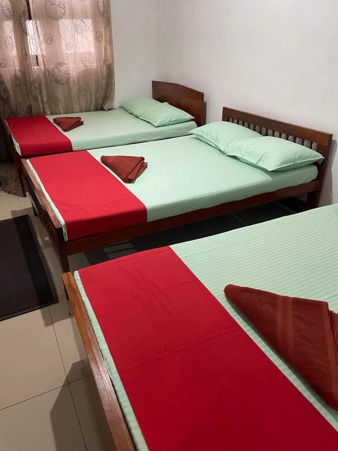 Olivia Homestay Anuradhapura Bagian luar foto