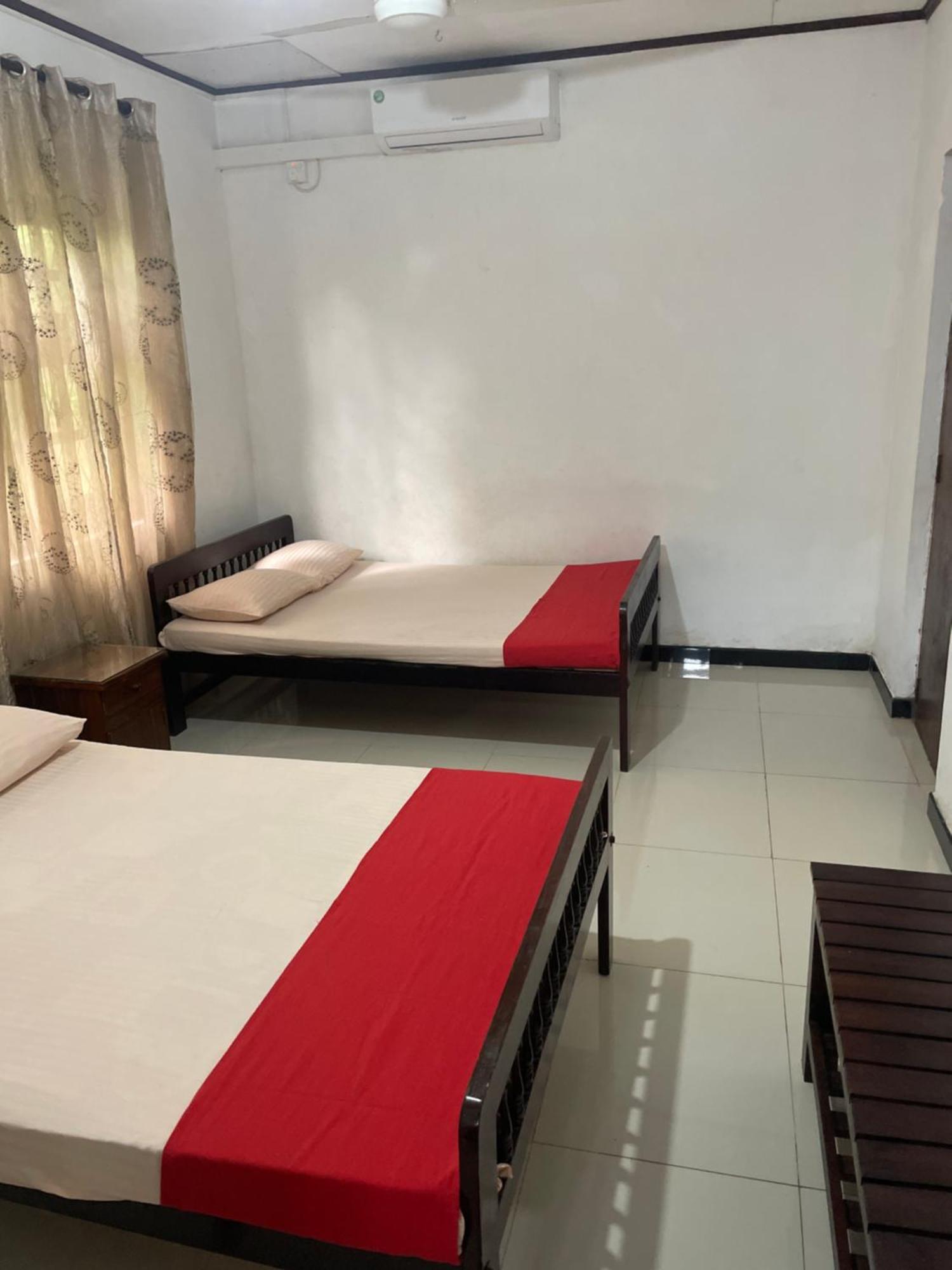 Olivia Homestay Anuradhapura Bagian luar foto
